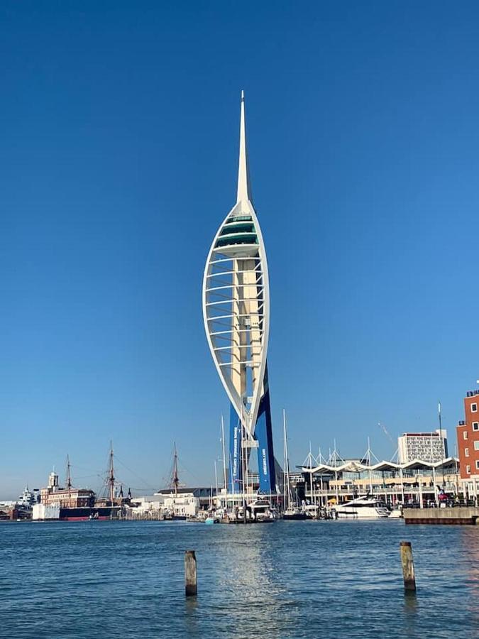 Modern City Centre Apartment Portsmouth Exteriér fotografie